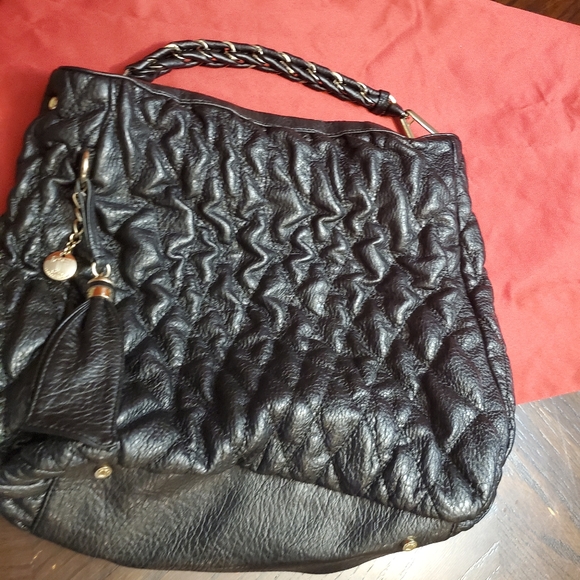 Ivanka trump hobo quilted bag. - Picture 3 of 4